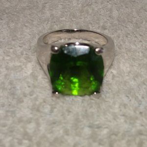 GR Green Glass Emerald Cut Silver Tone Ring Size 9